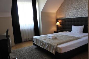 Фото номера Стандартный одноместный номер с душем Отель Hotel Oriza г. Гдув 5