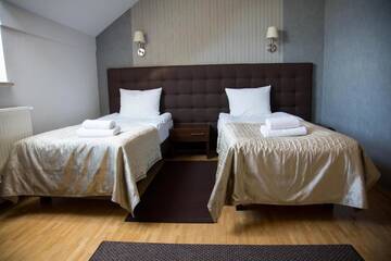 Фото номера Двухместный номер с 1 кроватью или 2 отдельными кроватями Отель Hotel Oriza г. Гдув 14