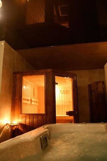 Фото номера Вилла Виллы Charming place - Kraków Gdów Jacuzzi г. Гдув 7